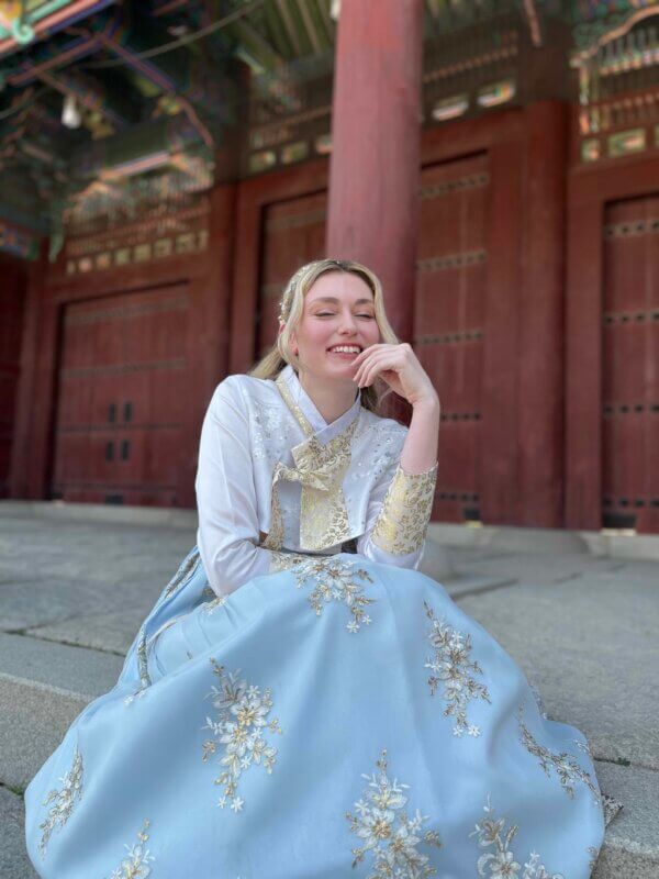 Hannah at Gyeongbokgung