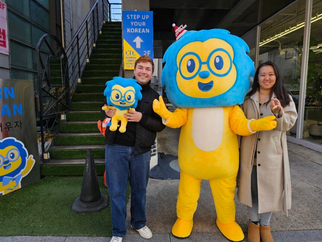 Manu and Esther outside LTL Seoul with Big Lex