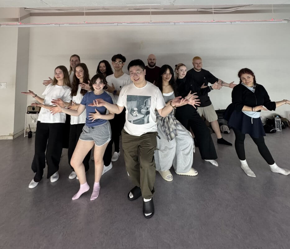 LTL Seoul K Pop Dance Class with Sebastian